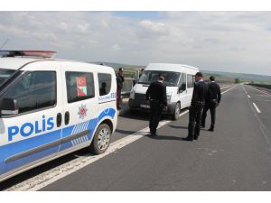 Edirne'de, Pakistan uyruklu 12 kaçak yakalandı