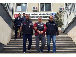 Cinayet zanlısı adliyeye sevk edildi