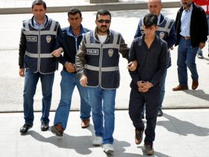 10 yaşındaki çocuğu dolandırdılar