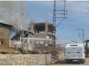 Teröristler yaktı, "TOMA" söndürdü