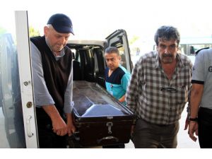 Muğla'da sahilde erkek cesedi bulundu