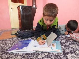 Kalp kapakçığında delik bulunan çocuk, destek bekliyor