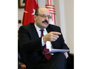 Saraç, CHP'nin akademisyen milletvekilleriyle bir araya geldi