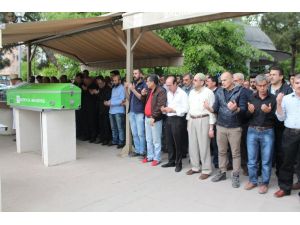 Konya'da kazada ölen tıp fakültesi öğrencileri