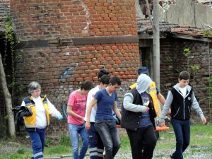 Özçekim yapmak isterken canından oluyordu