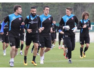 Kardemir Karabükspor Teknik Direktörü İldiz: