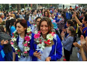 Seramiksan kadın voleybol takımında 1. Lig sevinci