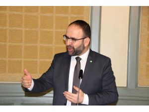 İsveç medyasından Bakan Mehmet Kaplan'a suçlama