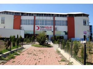 Kızılay'ın düğün salonuna engelli asansörü