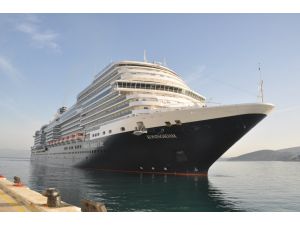 Kuşadası'nda kruvaziyer turizmi