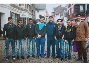 Lise öğrencileri Almanya ve İsveç'e gitti