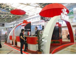 Özbekistan'da Uluslararası Turizm Fuarı