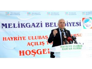 Ekonomi Bakanı Elitaş, Kayseri'de