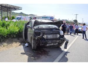 Manisa'da minibüs motosiklete çarptı: 1 ölü, 1 yaralı