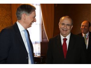 Hammond, Rum ve Yeni Zelandalı mevkidaşlarıyla görüştü