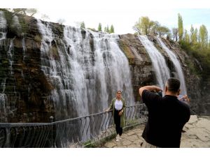 Vadideki sakin cennet: Uzundere