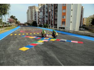 Mersin'de çocuklar için sokak