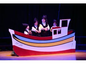 23 Nisan Ulusal Egemenlik ve Çocuk Bayramı