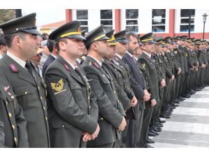 Şehit uzman çavuş Yılmaz, son yolculuğuna uğurlandı