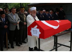 Kore gazisi Yaman'ın cenazesi Sakarya'da toprağa verildi