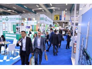 Bu fuara biletle değil "çöp"le girilecek