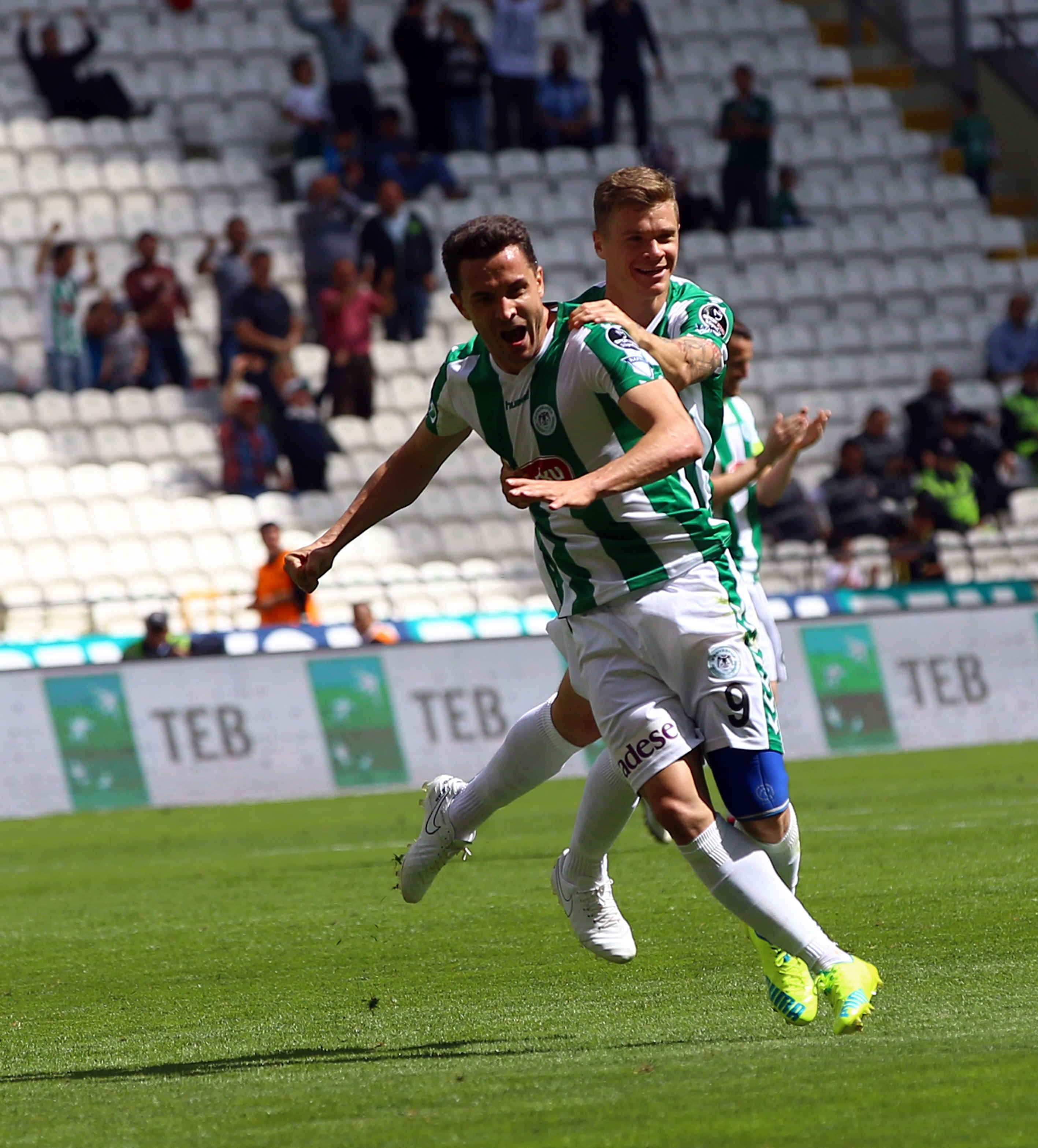 Rangelov’dan mutlusu yok