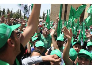 Filistin'de öğrenci konseyi seçimi heyecanı