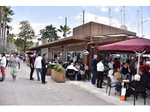 Bodrum Belediyesi kendine ait kafeyi "imara aykırılıktan" yıkacak