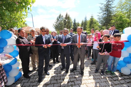 Öğrencilerin fotoğrafları sergilendi