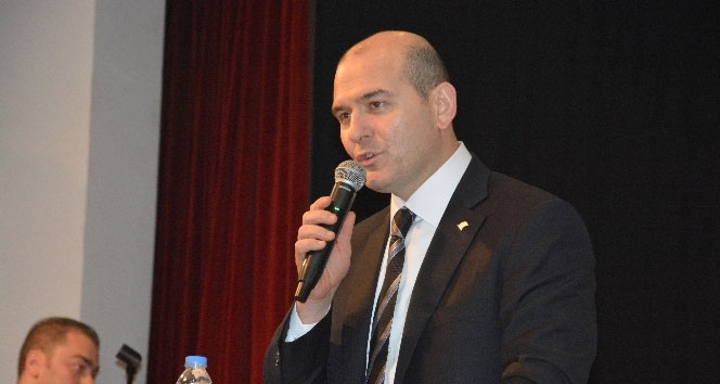 Bakan Soylu: ‘İşveren 300 lirayı kendisi alıyor çalışana bin lira veriyor’