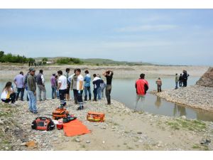 Batman Çayı'na düşen genç boğuldu