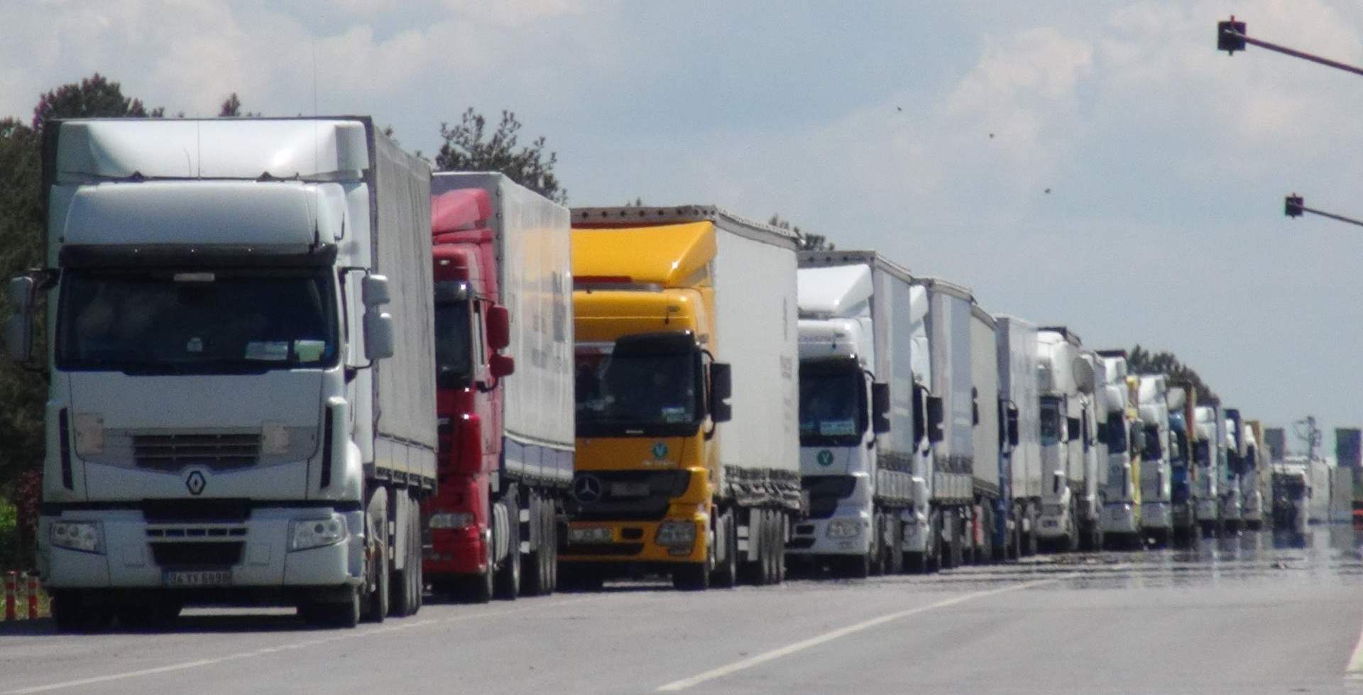 Kapıkule'de tır kuyruğu