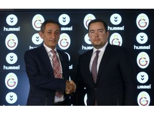 Galatasaray, Hummel ile sponsorluk anlaşması imzaladı