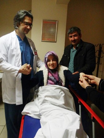 Omurgasındaki eğrilik ameliyatla düzeltildi