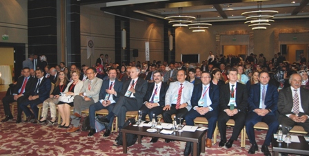 “Akılcı ilaç kullanımı”  masaya yatırıldı