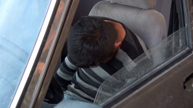 Konya'da Bir Kişi Direksiyon Başında Baygın Bulundu