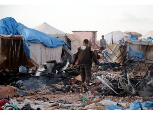 Suriye'de çadır kente hava saldırısı