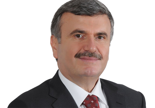 Akyürek'ten 'Anneler Günü' mesajı