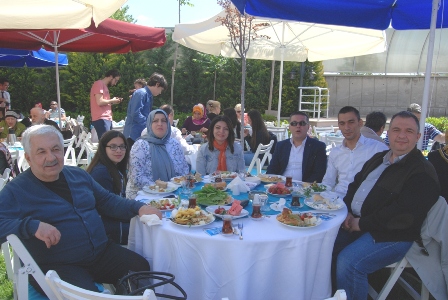 Eczacılar Anneler Günü'nde bir arada
