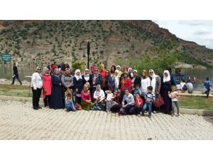 Terör mağduru annelere moral gezisi