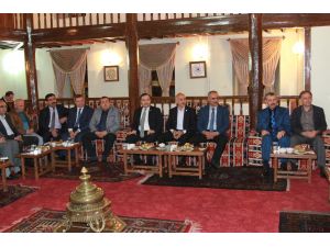 AK Parti Sivas Milletvekili Dursun, İrfan Meclisi'ne katıldı