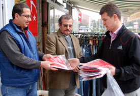 Belediye 220 bin bayrak dağıttı
