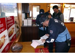 Zabıta Uzungöl'deki turistik tesisleri denetledi