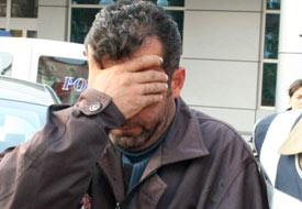Evinde 6 kilo esrarla yakalandı