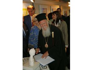 Fener Rum Patriği Bartholomeos İzmir'de