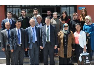 Aksaray Barosu'ndan Gaziemir İlkokuluna ziyaret