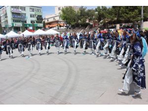 Öğrenciler Hıdırellez Bahar Şenliği düzenledi