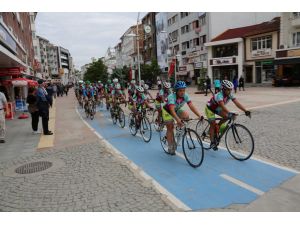 "Kadın Kanseri Farkındalığı için Bisiklet Turu"