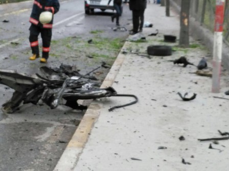 Askeri Aracın Geçişi Sırasında Patlama, 1'i Ağır 4 Yaralı
