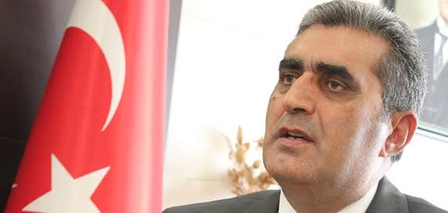 Konuk: Bizim dilimiz asırdan asra merdivendir